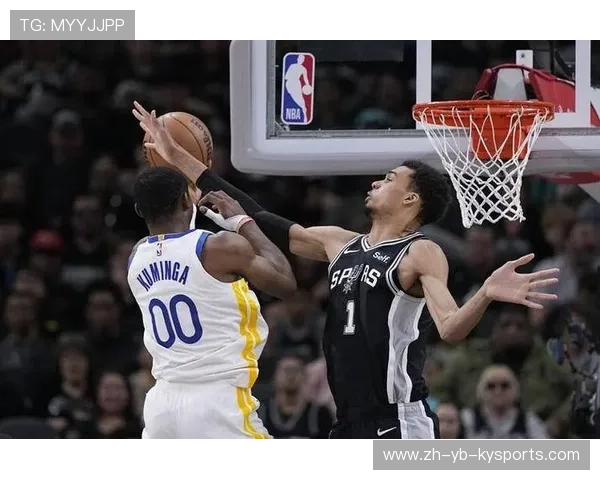 _勇士开启疯狂三分雨，连续得分_，勇士3分